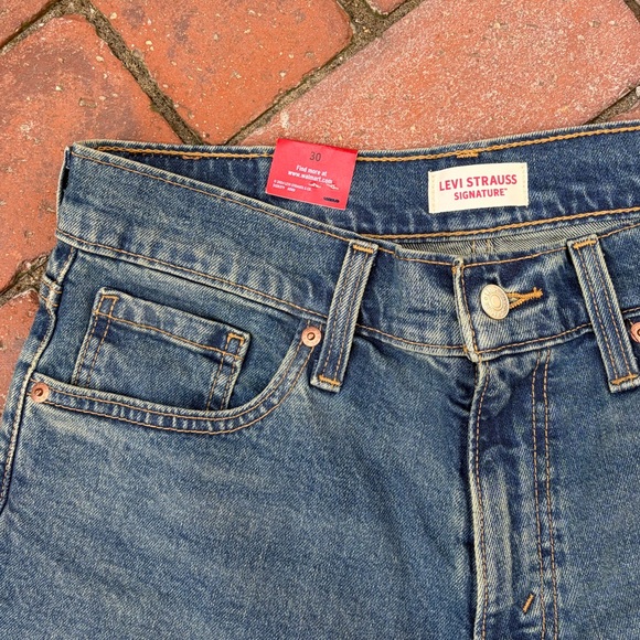 LEVI’S JORTS - Picture 3 of 7